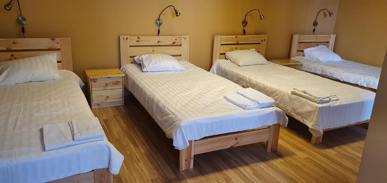 Maenniku Jk Hostel Tallinn Bagian luar foto