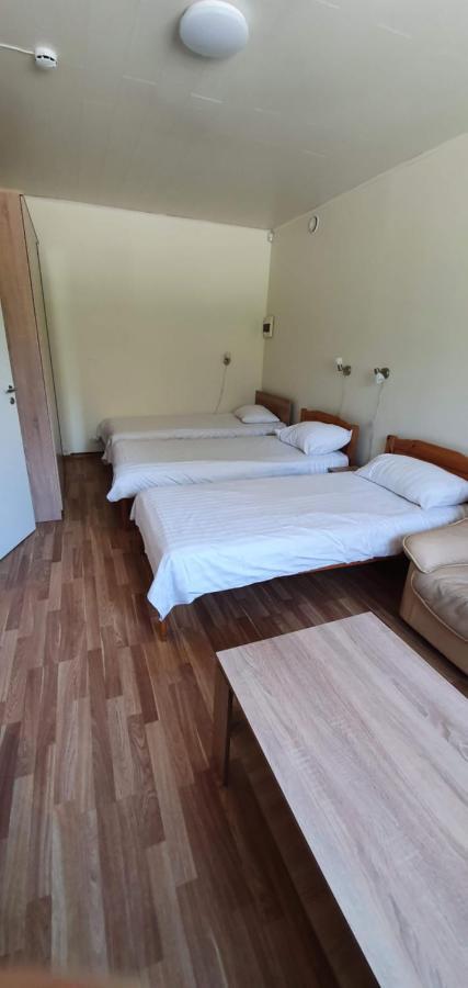 Maenniku Jk Hostel Tallinn Bagian luar foto