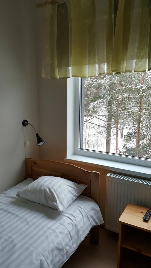 Maenniku Jk Hostel Tallinn Bagian luar foto
